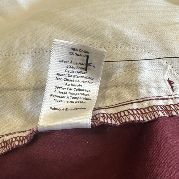 Talbots Women's Burgundy Jeans 8P - Picture 10 of 10